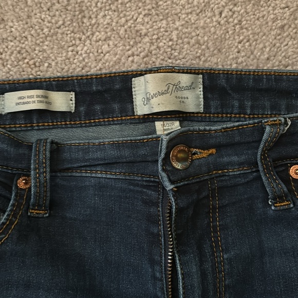 Dark wash jeans - Picture 4 of 4